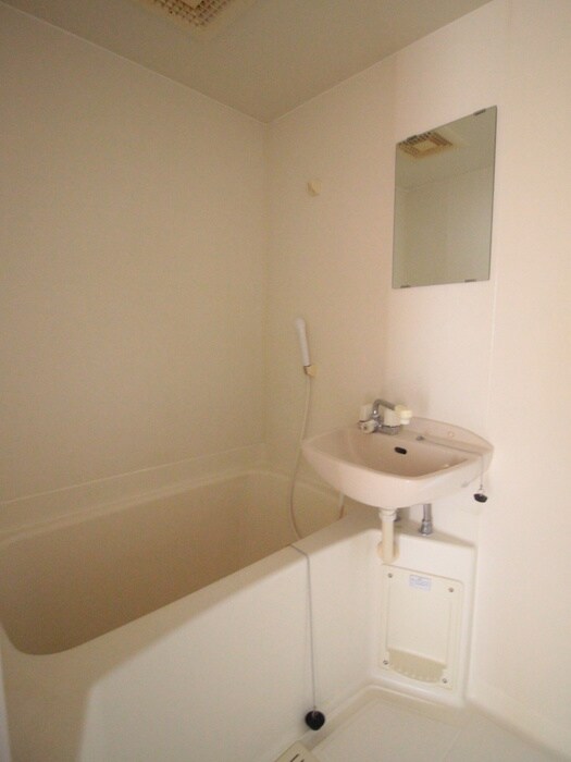 物件内観写真12　(バス／シャワールーム等)