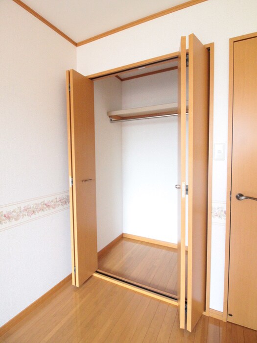 物件内観写真16　(収納)