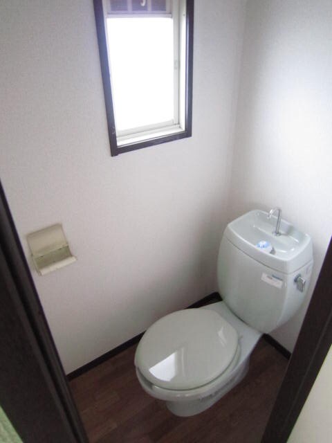 物件内観写真13　(トイレ)