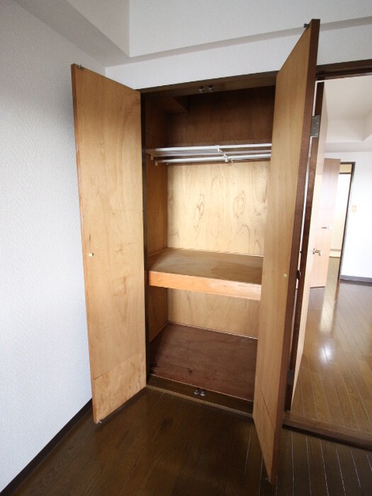 物件内観写真8　(収納)