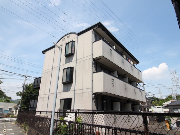 エリール斉藤の物件外観写真