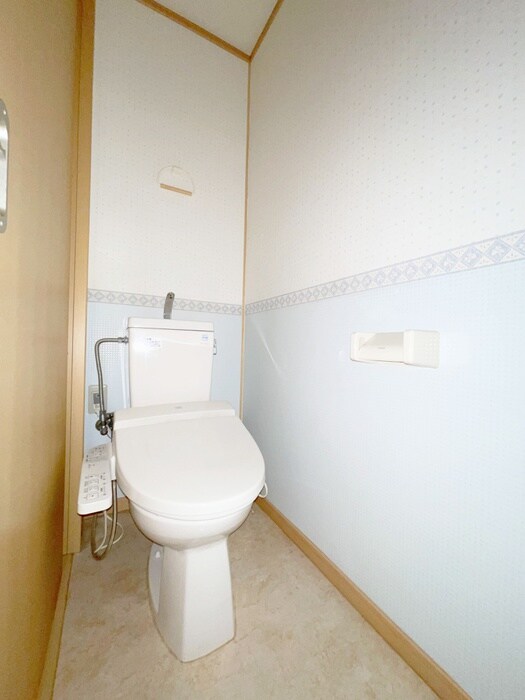 物件内観写真16　(トイレ)