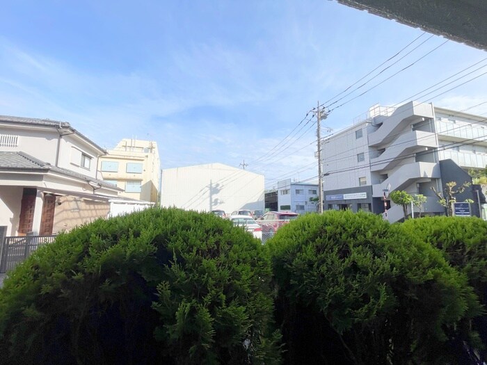 物件内観写真20　(室内からの展望)