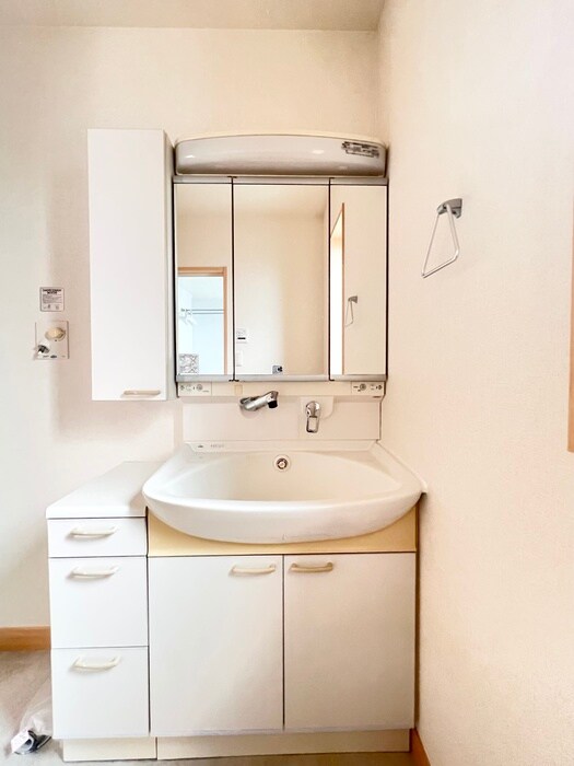 物件内観写真10　(洗面)