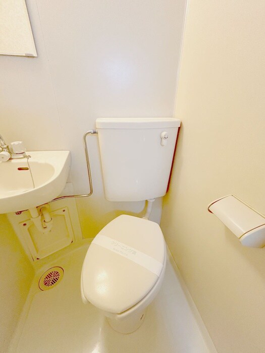 物件内観写真14　(トイレ)