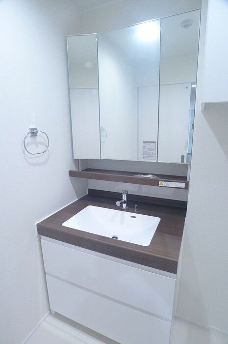 物件内観写真13　(洗面)