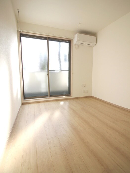 物件内観写真6　(居室)