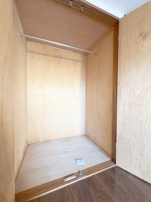 物件内観写真11　(収納)