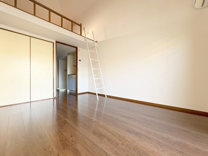 物件内観写真13　(居室)