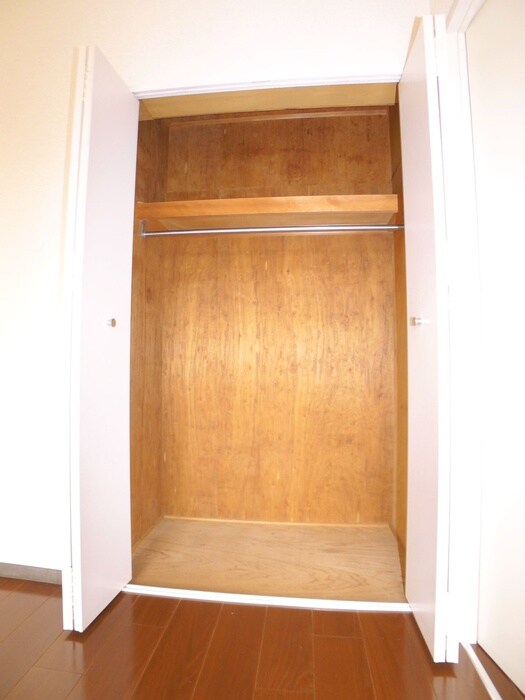 物件内観写真10　(収納)