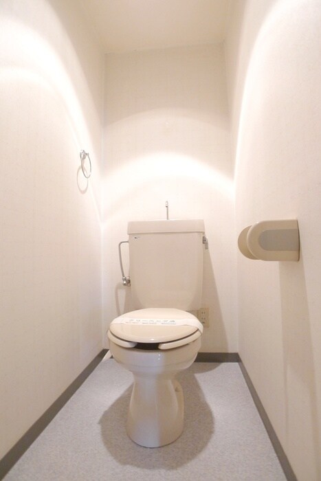 物件内観写真13　(トイレ)