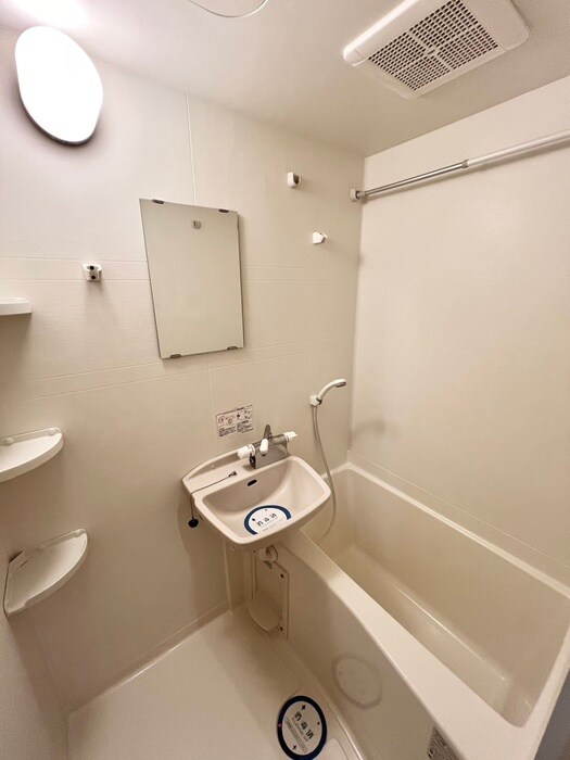 物件内観写真12　(バス／シャワールーム等)