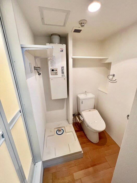 物件内観写真14　(洗濯機置場)