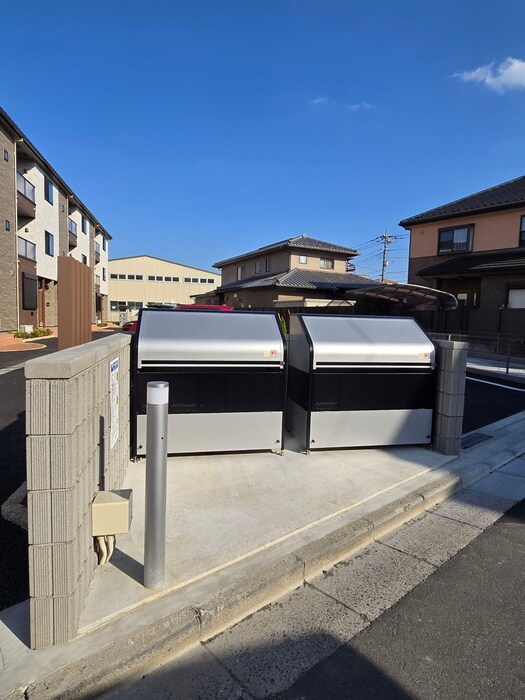 物件外観写真4　(建物設備)