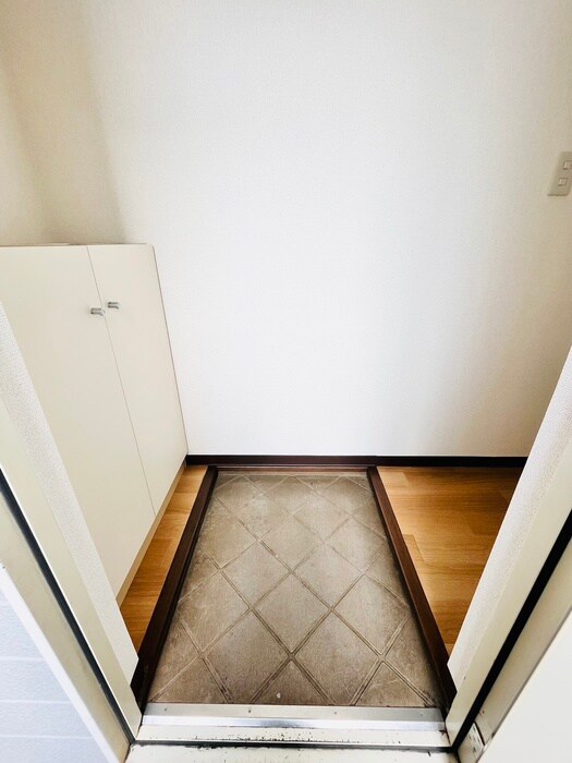 フロ－ラ２の玄関