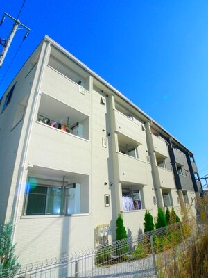 ラテル元町外観写真