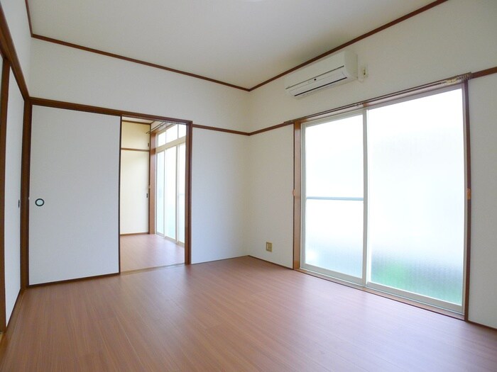 物件内観写真7　(居室)