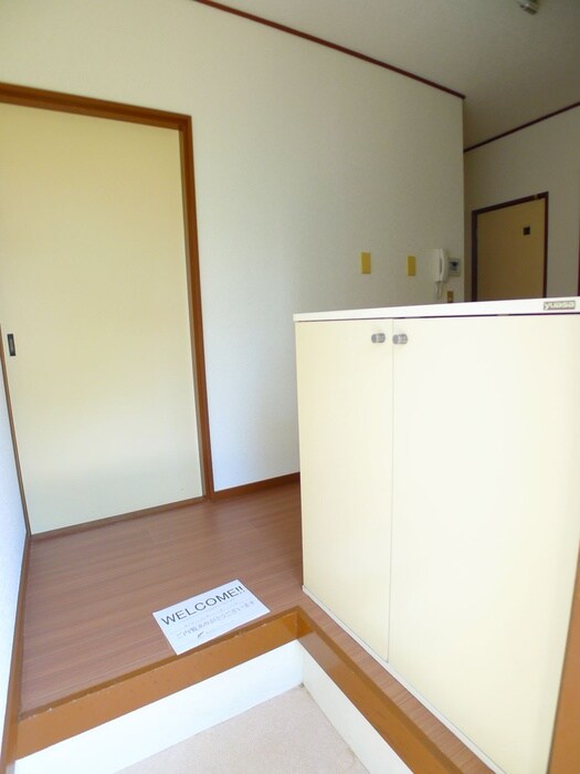 物件内観写真15　(靴箱)