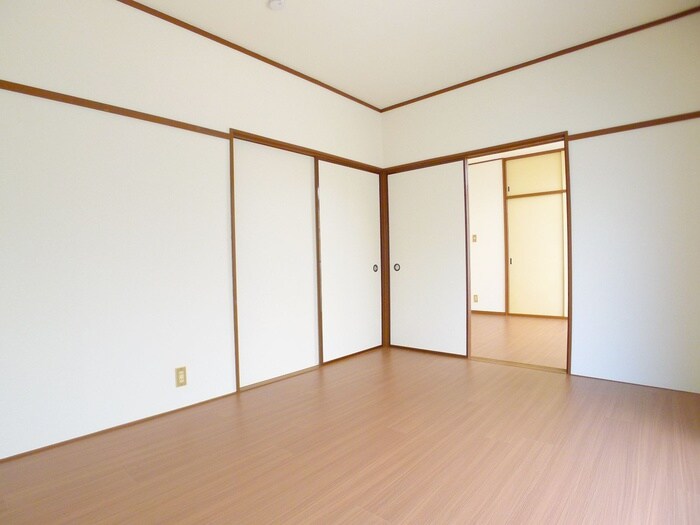 物件内観写真22　(居室)