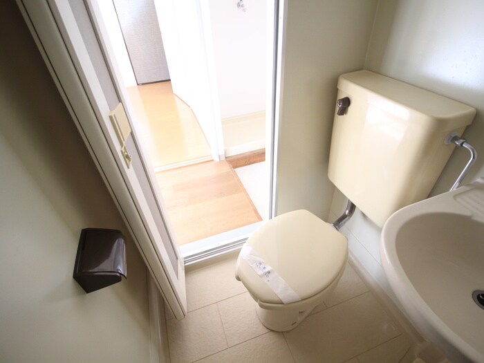 物件内観写真11　(トイレ)