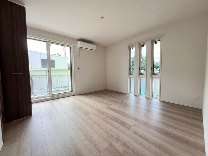 物件内観写真13　(居室)