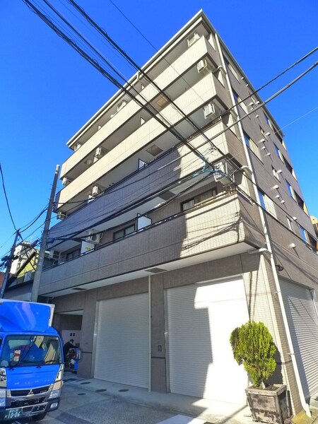 ロイヤルヒルズ外観写真