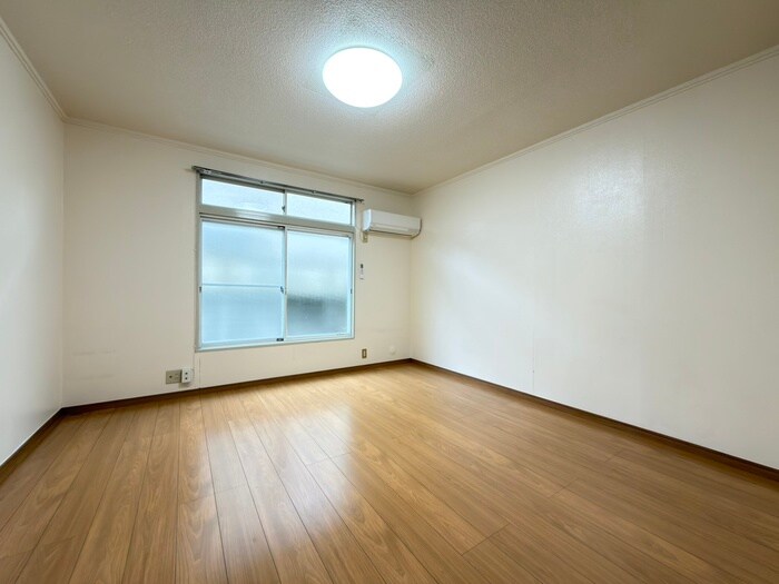 物件内観写真5　(居室)