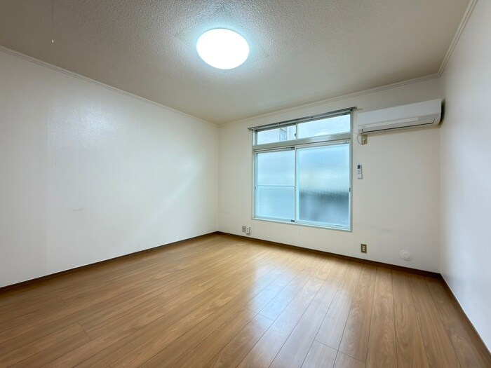 物件内観写真6　(居室)