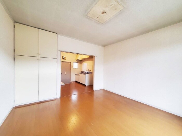 物件内観写真8　(居室)