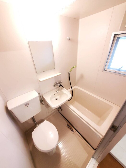 物件内観写真10　(バス／シャワールーム等)