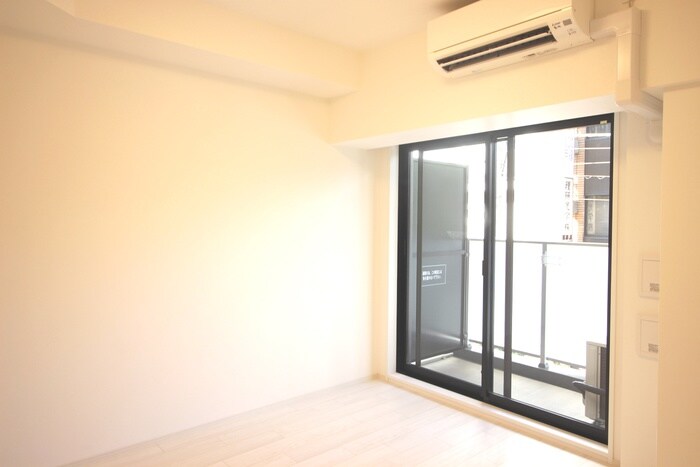 物件内観写真14　(居室)