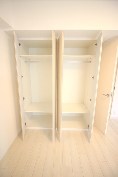 物件内観写真15　(収納)