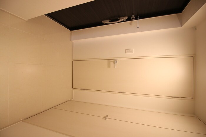 物件内観写真17　(玄関)