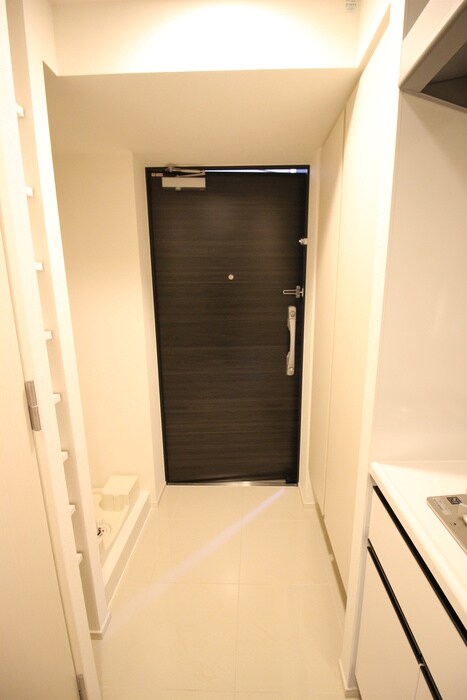 物件内観写真17　(玄関)