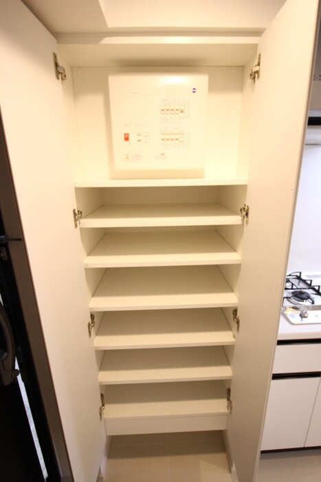 物件内観写真18　(靴箱)
