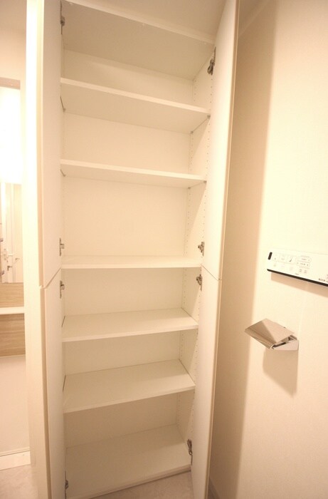 物件内観写真19　(収納)