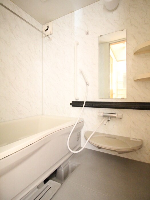 物件内観写真12　(バス／シャワールーム等)