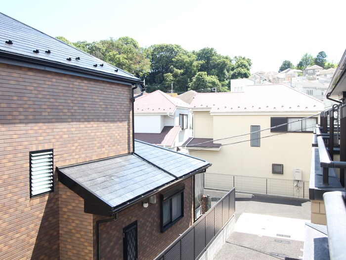 物件内観写真22　(室内からの展望)