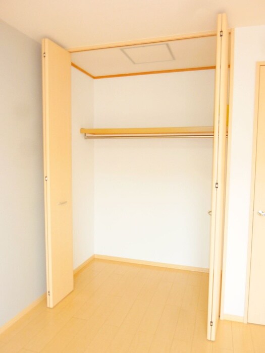 物件内観写真11　(収納)