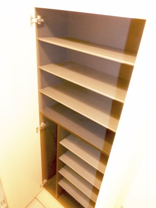 物件内観写真18　(靴箱)