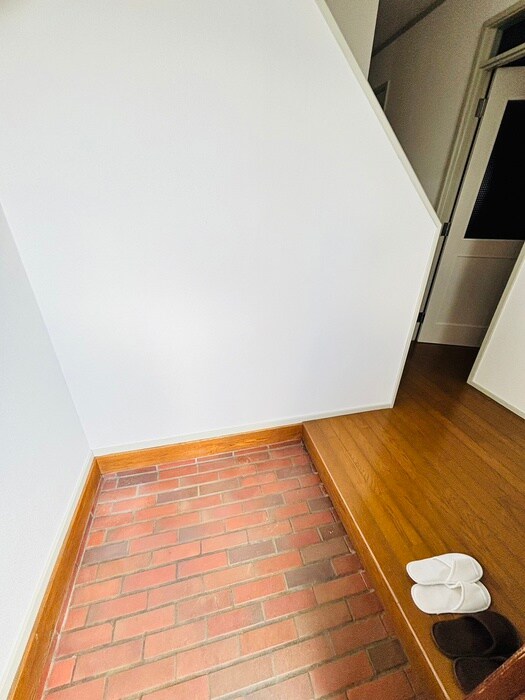 物件内観写真16　(玄関)