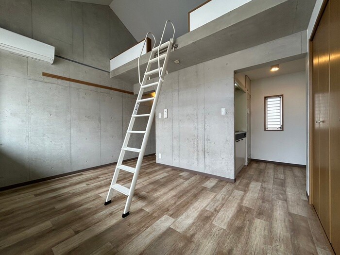 物件内観写真19　(居室)