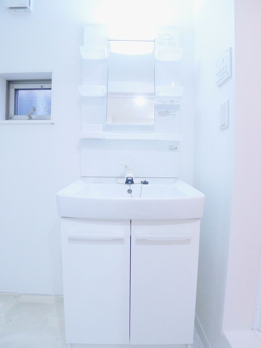 物件内観写真13　(洗面)