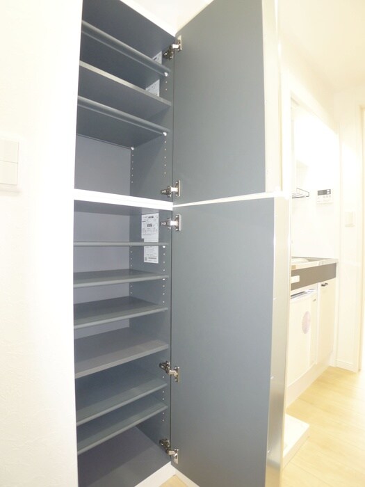 物件内観写真16　(靴箱)