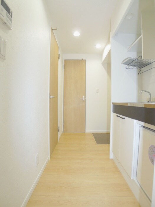 物件内観写真18　(廊下)