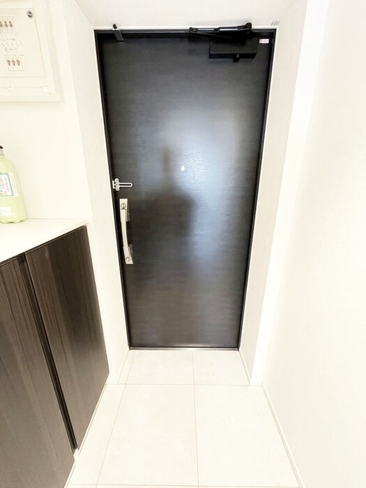 物件内観写真17　(玄関)