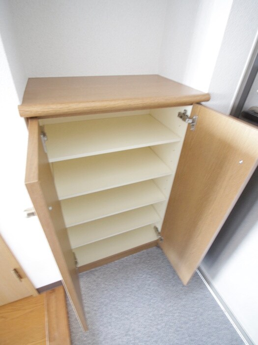 物件内観写真14　(靴箱)