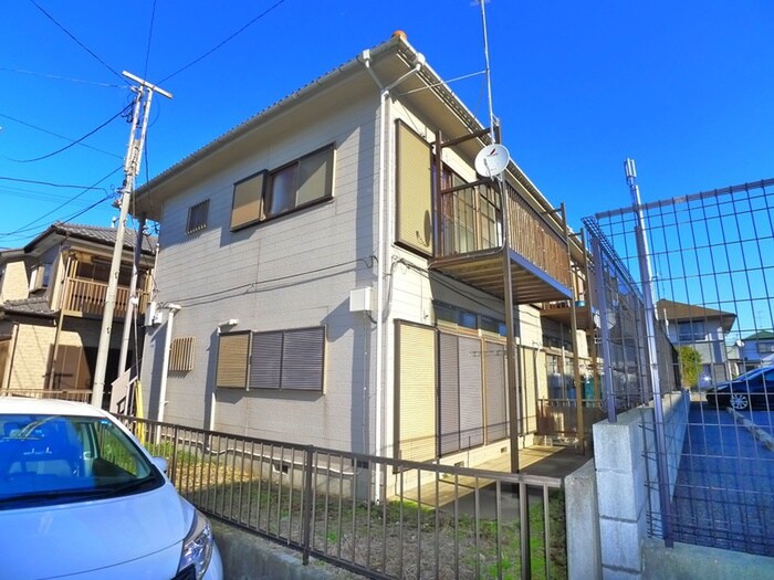 物件外観写真3　(エントランス部分)