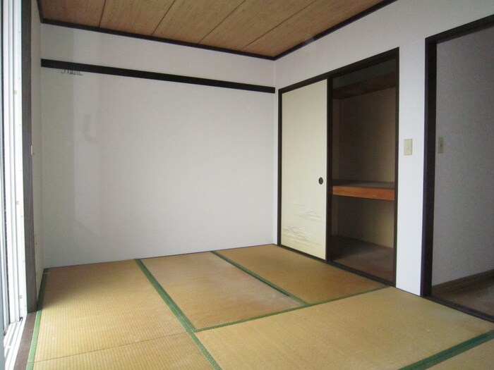 物件内観写真11　(居室)