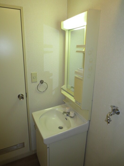 物件内観写真11　(洗面)